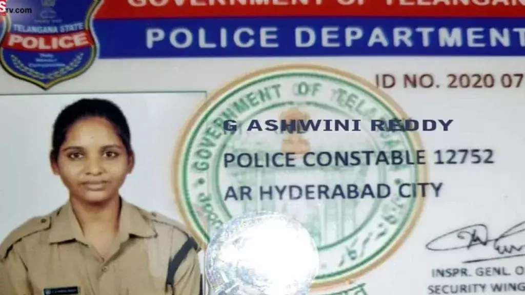 నకిలీ మహిళా కానిస్టేబుల్‌ గుట్టు రట్టు