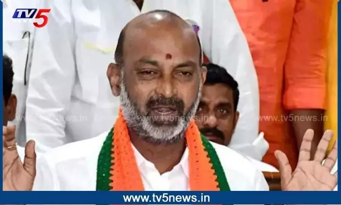 బండి సంజయ్ని మార్చే ప్రసక్తే లేదు: తరుణ్ చుగ్ బండి సంజయ్ని మార్చే ప్రసక్తే లేదు: తరుణ్ చుగ్