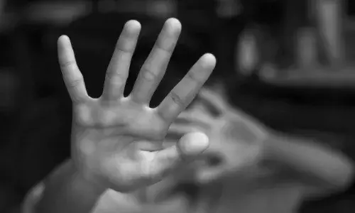 యువతిపై జిమ్‌ట్రైనర్‌ లైంగిక దాడి