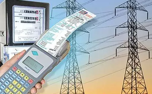 విద్యుత్ చార్జీలు తగ్గించాలంటూ టీవీలకు పూజలు విద్యుత్ చార్జీలు తగ్గించాలంటూ టీవీలకు పూజలు