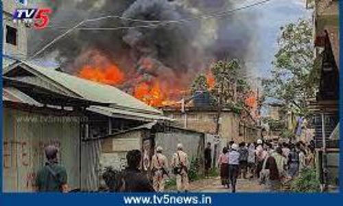 మణిపుర్‌లో అల్లకల్లోల వాతావరణం