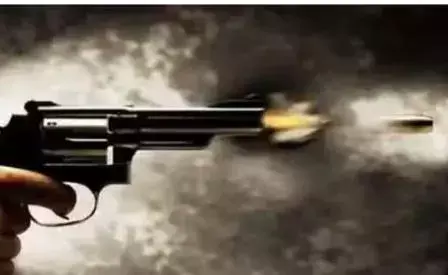 ఢిల్లీలో కాల్పుల కలకలం