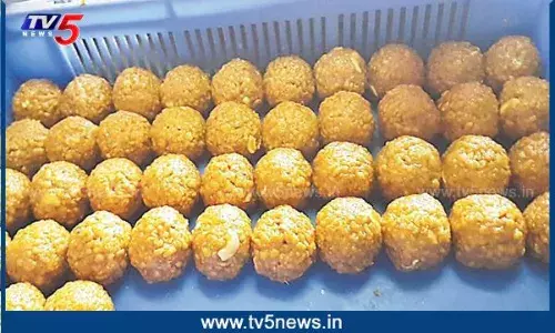 యాదగిరిగుట్టలో..చిరుధాన్యాలతో లడ్డూ ప్రసాదం