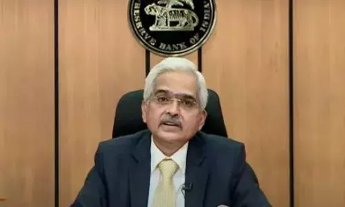 ఆర్బీఐ గవర్నర్ కు తెలంగాణ హైకోర్టు నోటీసులు ఆర్బీఐ గవర్నర్ కు తెలంగాణ హైకోర్టు నోటీసులు