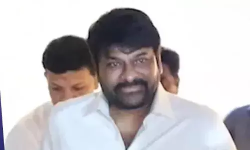 కంటతడి పెట్టిన మెగాస్టార్ కంటతడి పెట్టిన మెగాస్టార్