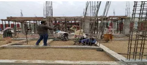 బిల్లులు రాక కాంట్రాక్టర్ల ఇబ్బందులు