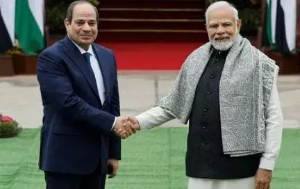 ఈజిప్ట్ లో మోదీ ఈజిప్ట్ లో మోదీ