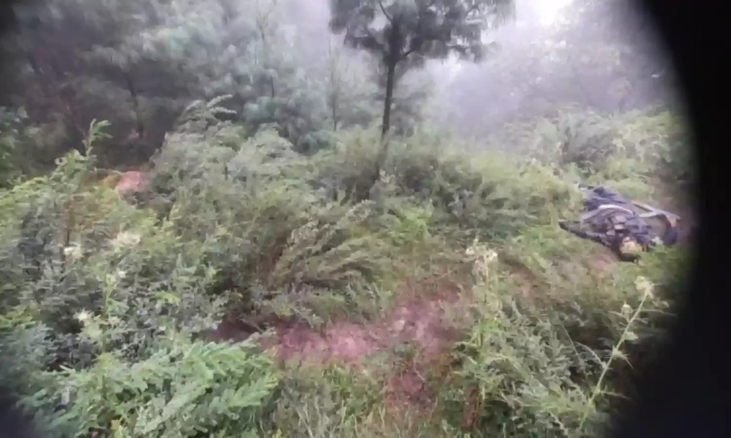 కాశ్మీర్‌లో ఎన్‌కౌంటర్, ముగ్గురు హతం