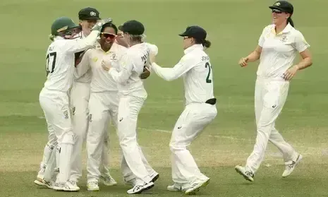 ashes 2023 womens test : రసవత్తరంగా మారిన యాషెస్ టెస్ట్ ashes 2023 womens test : రసవత్తరంగా మారిన యాషెస్ టెస్ట్