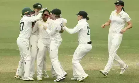 ashes 2023 womens test : రసవత్తరంగా మారిన యాషెస్ టెస్ట్