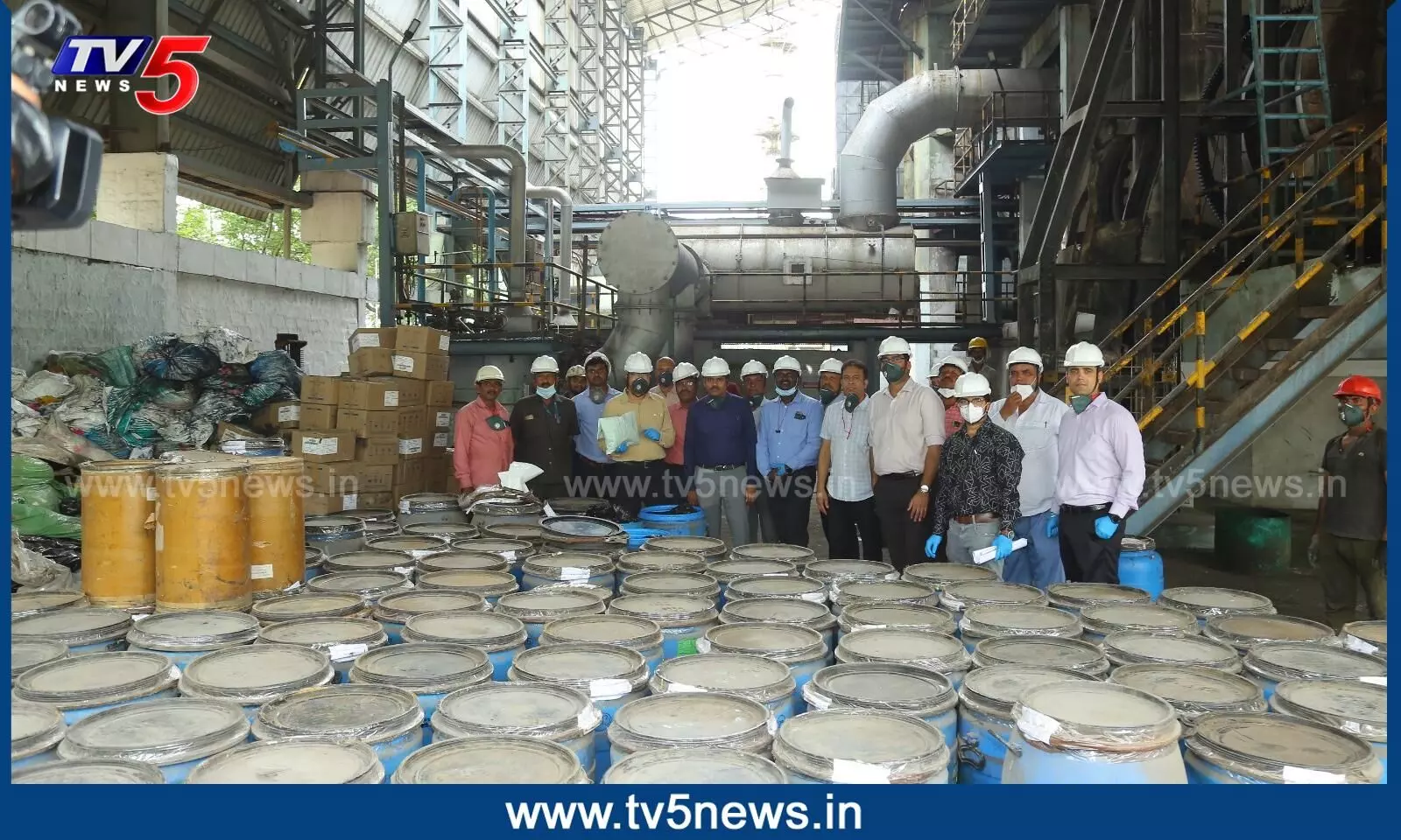 Hyderabad: రూ.295 కోట్లు విలువైన మత్తుపదార్ధాల ధ్వంసం Hyderabad: రూ.295 కోట్లు విలువైన మత్తుపదార్ధాల ధ్వంసం