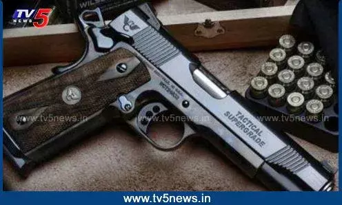 Vishakapatnam: గన్‌లైసెన్స్‌ కోసం ప్రముఖుల దరఖాస్తులు