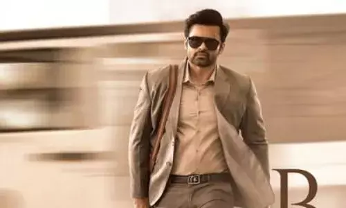 BRO Movie: అదరగొడుతున్న బ్రో