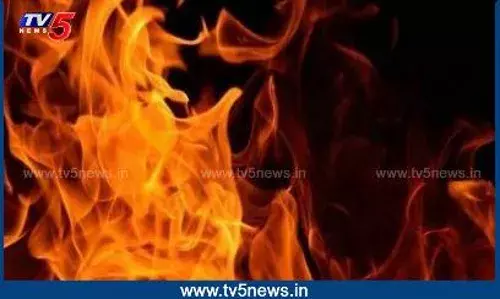 చేతబడి చేసారన్న అనుమానంతో.. సజీవ దహనం..