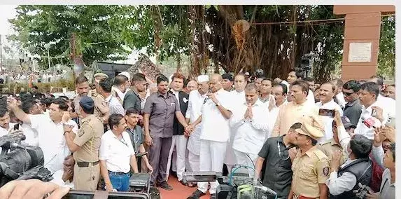 PAWAR: వారి స్థానమెంటో తెలిసేలా చేస్తా: శరద్ పవార్ PAWAR: వారి స్థానమెంటో తెలిసేలా చేస్తా: శరద్ పవార్