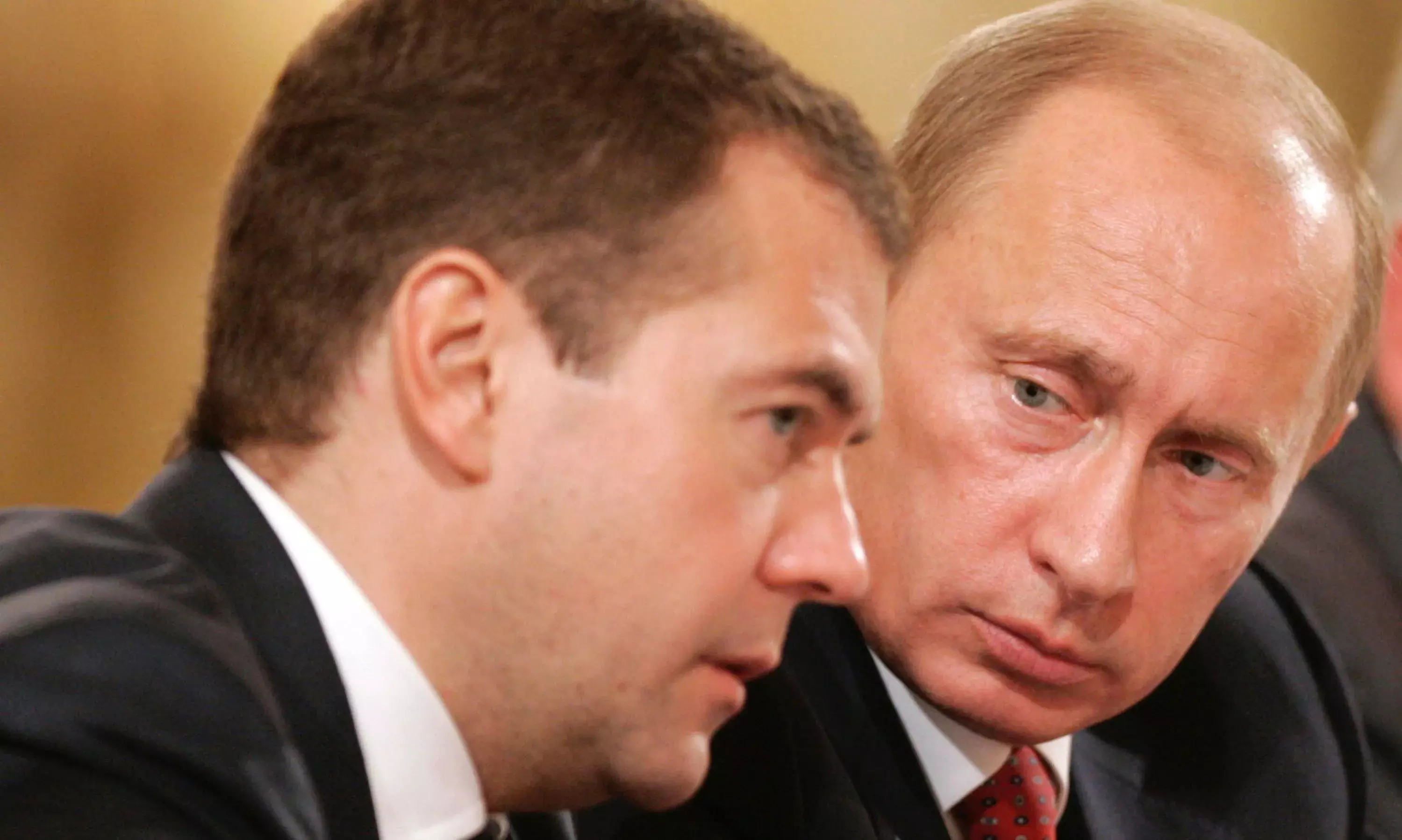 Russia-Ukrain War: అణుయుద్ధానికి అవకాశం ఉంది: రష్యా మాజీ అధ్యక్షుడు Russia-Ukrain War: అణుయుద్ధానికి అవకాశం ఉంది: రష్యా మాజీ అధ్యక్షుడు