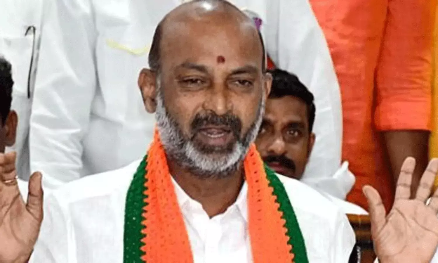 ఢిల్లీ నుంచి బండి రిటర్న్..