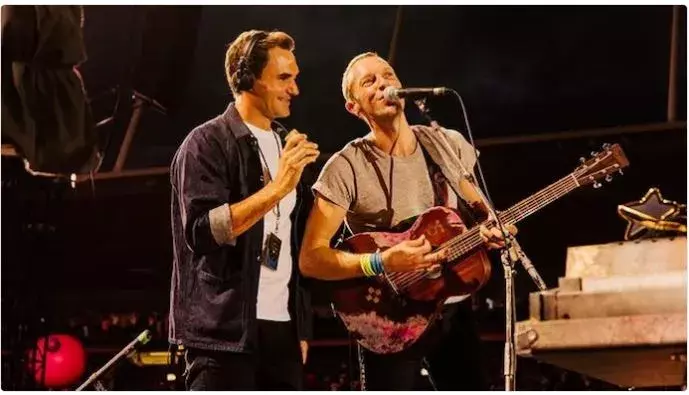 Roger Federer: ఆటలోనే కాదు.. పాటలోనూ..