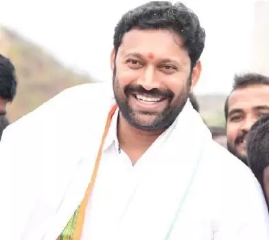 Avinash Arrest: లోక్సభ సచివాలయం బులెటిన్ విడుదల Avinash Arrest: లోక్సభ సచివాలయం బులెటిన్ విడుదల