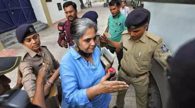 Supreme court : తీస్తా సెతల్వాద్ కు ఊరట Supreme court : తీస్తా సెతల్వాద్ కు ఊరట