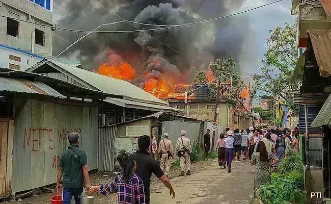 Manipur crisis : మణిపూర్లో మరికొంతకాలం ఇంటర్నెట్ బంద్ Manipur crisis : మణిపూర్లో మరికొంతకాలం ఇంటర్నెట్ బంద్