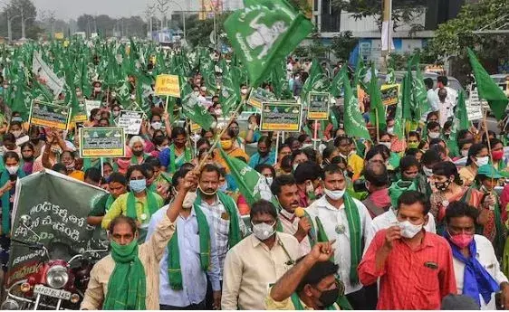 AP: 1300 రోజుకు చేరిన అమరావతి రైతుల ఉద్యమం AP: 1300 రోజుకు చేరిన అమరావతి రైతుల ఉద్యమం