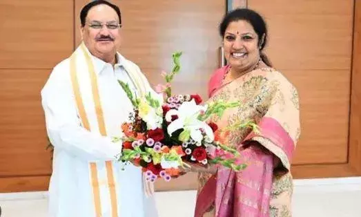 AP BJP: నడ్డాను కలిసిన పురందేశ్వరి AP BJP: నడ్డాను కలిసిన పురందేశ్వరి