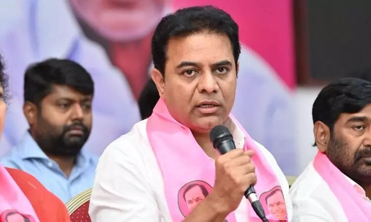 Telangana: ప్రధాని మోదీ ప్రసంగంపై విరుచుకుపడ్డ కేటీఆర్ Telangana: ప్రధాని మోదీ ప్రసంగంపై విరుచుకుపడ్డ కేటీఆర్