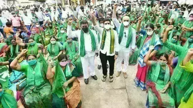 AMARAVATHI: 1300 రోజులకు చేరిన రైతుల ఉద్యమం