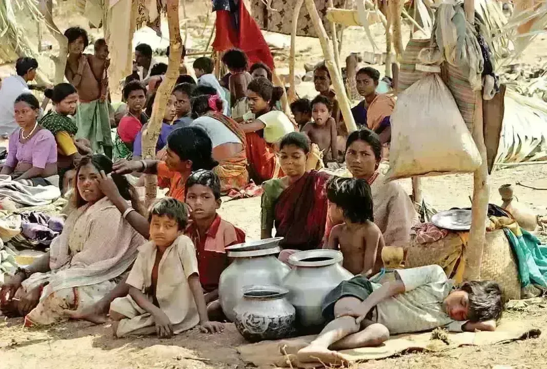 Population Day: దేశంలో భారీగా తగ్గిన పేదరికం, రిపోర్ట్ విడుదల Population Day: దేశంలో భారీగా తగ్గిన పేదరికం, రిపోర్ట్ విడుదల