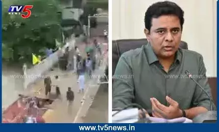 వరదల్లో చిక్కుకున్న తెలుగు విద్యార్ధులు వరదల్లో చిక్కుకున్న తెలుగు విద్యార్ధులు