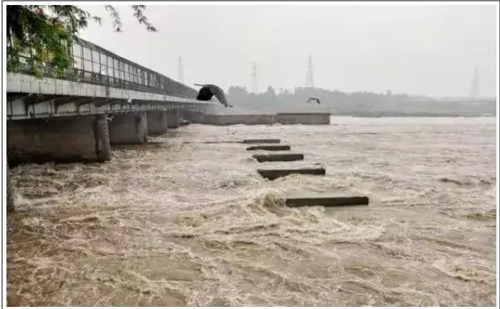 DELHI FLOODS: యమునా నది మహోగ్రరూపం