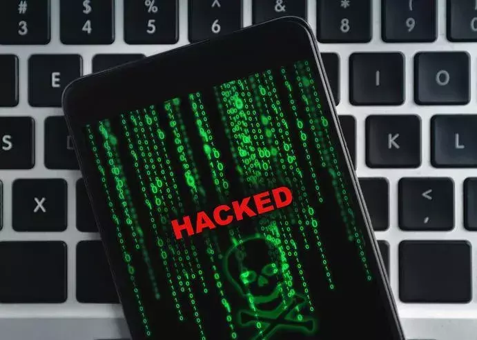 Cyber Crime: ఫోన్లలో ఇటువంటి యాప్స్‌ వాడితే జర జాగ్రత్త