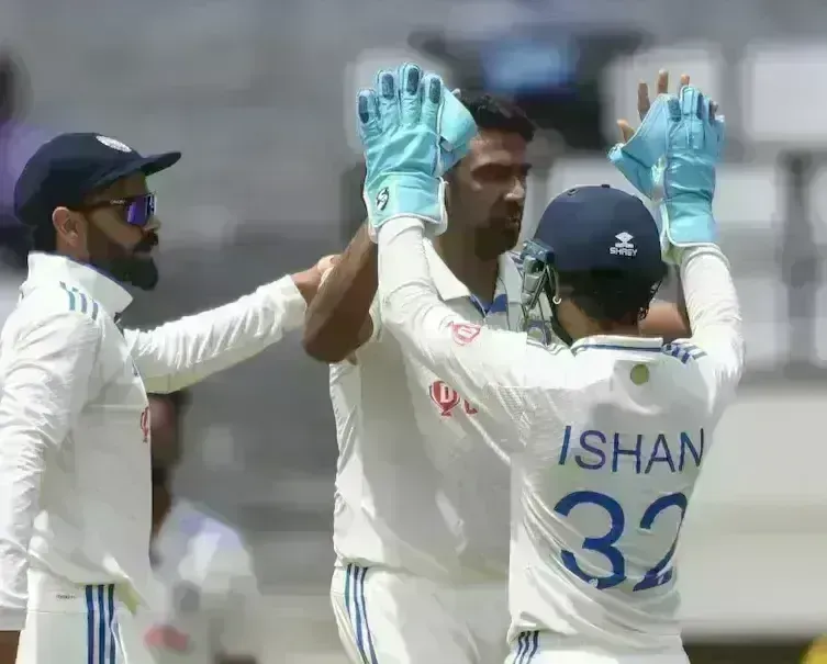 Ind-Wi: భారత స్పిన్కి విండీస్ విలవిల, యశస్వి అరంగేట్రం Ind-Wi: భారత స్పిన్కి విండీస్ విలవిల, యశస్వి అరంగేట్రం