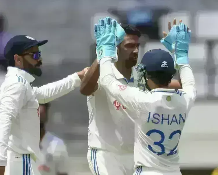 Ind-Wi: భారత స్పిన్కి విండీస్ విలవిల, యశస్వి అరంగేట్రం Ind-Wi: భారత స్పిన్కి విండీస్ విలవిల, యశస్వి అరంగేట్రం