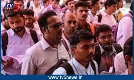 వైసీపీ పాలనలో నిరుద్యోగుల ఇబ్బందులు