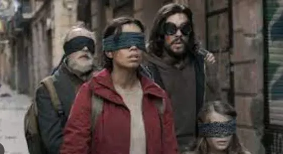 REVIEW: బర్డ్ బాక్స్ బార్సిలోనా ఆకట్టుకుందా...