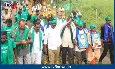 Kolikapudi Srinivasa Rao: హైదరాబాద్ నుంచి అమరావతికి పాదయాత్ర Kolikapudi Srinivasa Rao: హైదరాబాద్ నుంచి అమరావతికి పాదయాత్ర