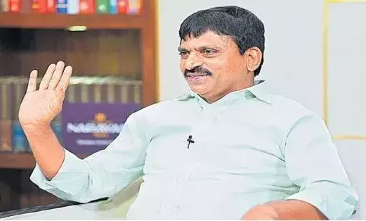 రాహుల్ ను విమర్శించే స్థాయి కేటీఆర్కు లేదు రాహుల్ ను విమర్శించే స్థాయి కేటీఆర్కు లేదు