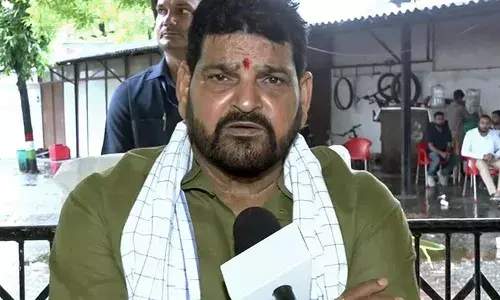 Brij Bhushan: లైంగిక వేధింపుల కేసులో MP బ్రిజ్భూషణ్కు మధ్యంతర బెయిల్ Brij Bhushan: లైంగిక వేధింపుల కేసులో MP బ్రిజ్భూషణ్కు మధ్యంతర బెయిల్