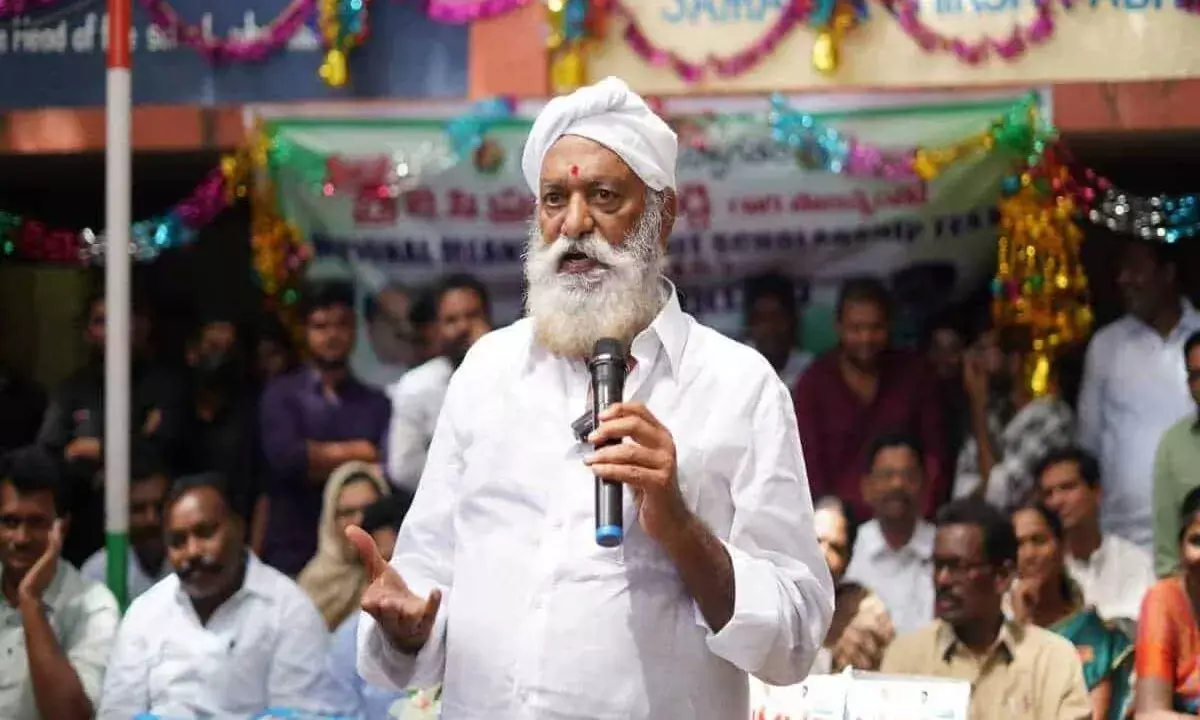 టీడీపీ అండతోనే ఈ స్థాయిలో ఉన్నా: జేసీ ప్రభాకర్ రెడ్డి టీడీపీ అండతోనే ఈ స్థాయిలో ఉన్నా: జేసీ ప్రభాకర్ రెడ్డి