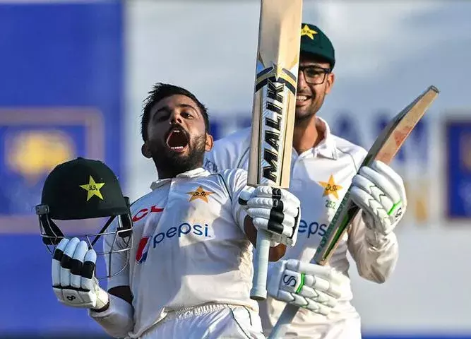 Pakistan vs Srilanka: షకీల్ డబుల్ సెంచరీ, ఆధిక్యంలో పాక్ Pakistan vs Srilanka: షకీల్ డబుల్ సెంచరీ, ఆధిక్యంలో పాక్