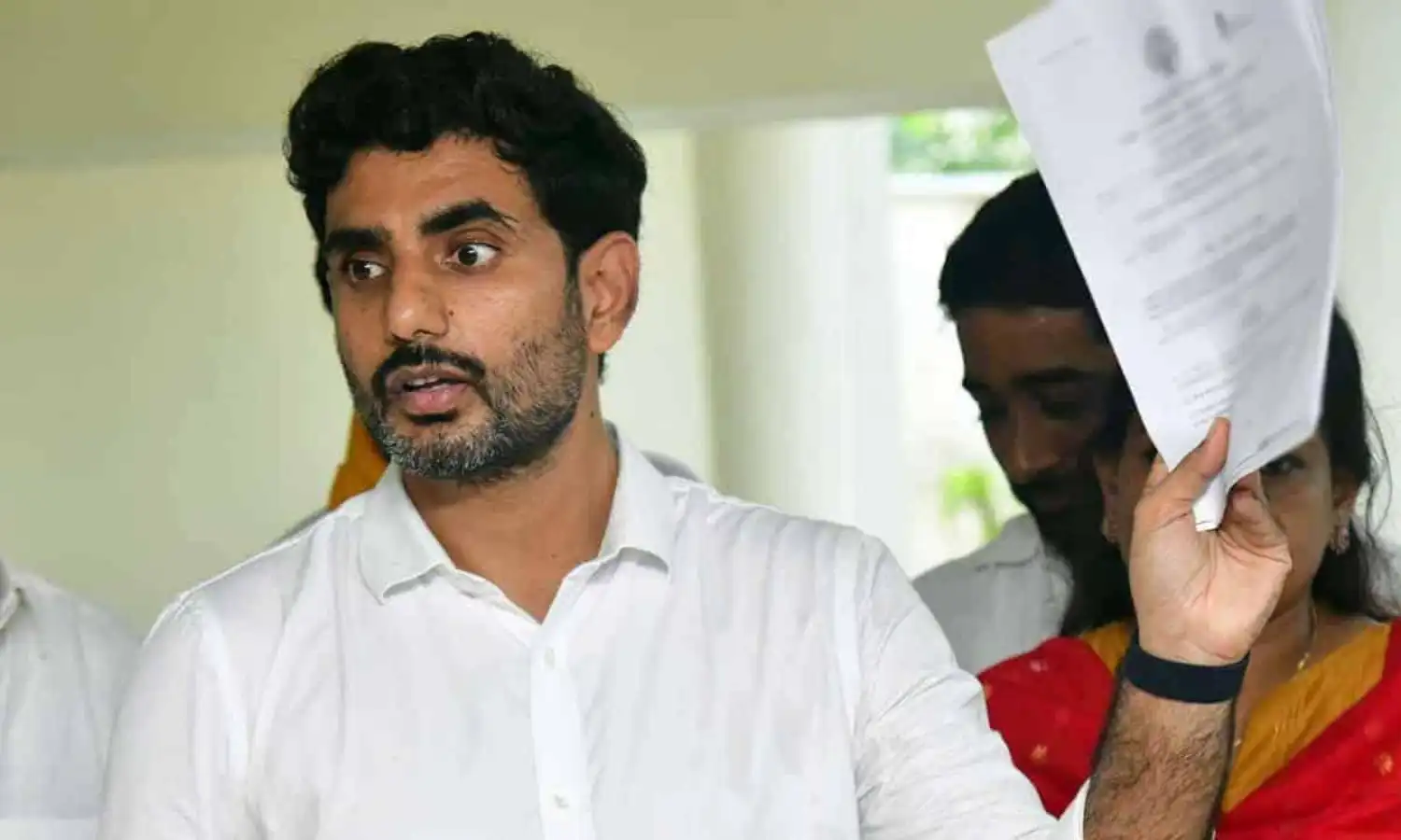జగన్పై లోకేష్ ట్వీట్..చీప్ మినిస్టర్ అంటూ సెటైర్లు జగన్పై లోకేష్ ట్వీట్..చీప్ మినిస్టర్ అంటూ సెటైర్లు