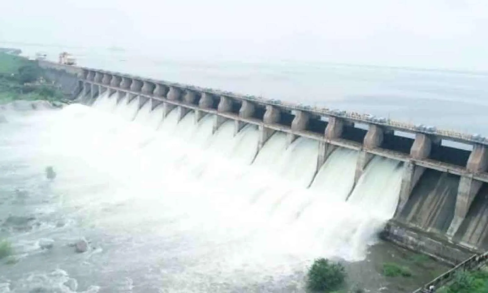 Karimnagar: పర్యాటక శోభ... నిండుకుండల్లా రిజర్వాయర్లు Karimnagar: పర్యాటక శోభ... నిండుకుండల్లా రిజర్వాయర్లు