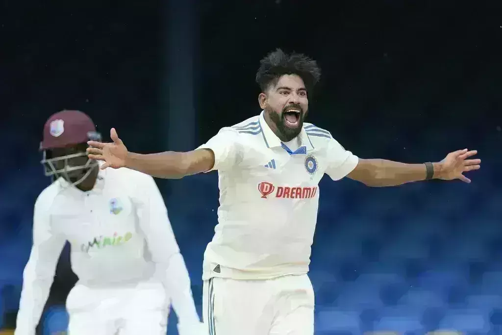 Ind-Wi: 2వ టెస్టులో విజయంపై కన్నేసిన భారత్, 5 వికెట్లు తీసిన సిరాజ్ Ind-Wi: 2వ టెస్టులో విజయంపై కన్నేసిన భారత్, 5 వికెట్లు తీసిన సిరాజ్