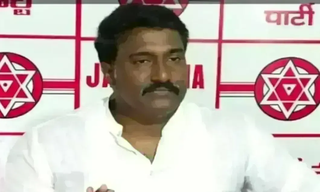 సెంటు భూమి పథకంతో ప్రజలను మోసం చేస్తున్నారు: పోతిన మహేష్ సెంటు భూమి పథకంతో ప్రజలను మోసం చేస్తున్నారు: పోతిన మహేష్