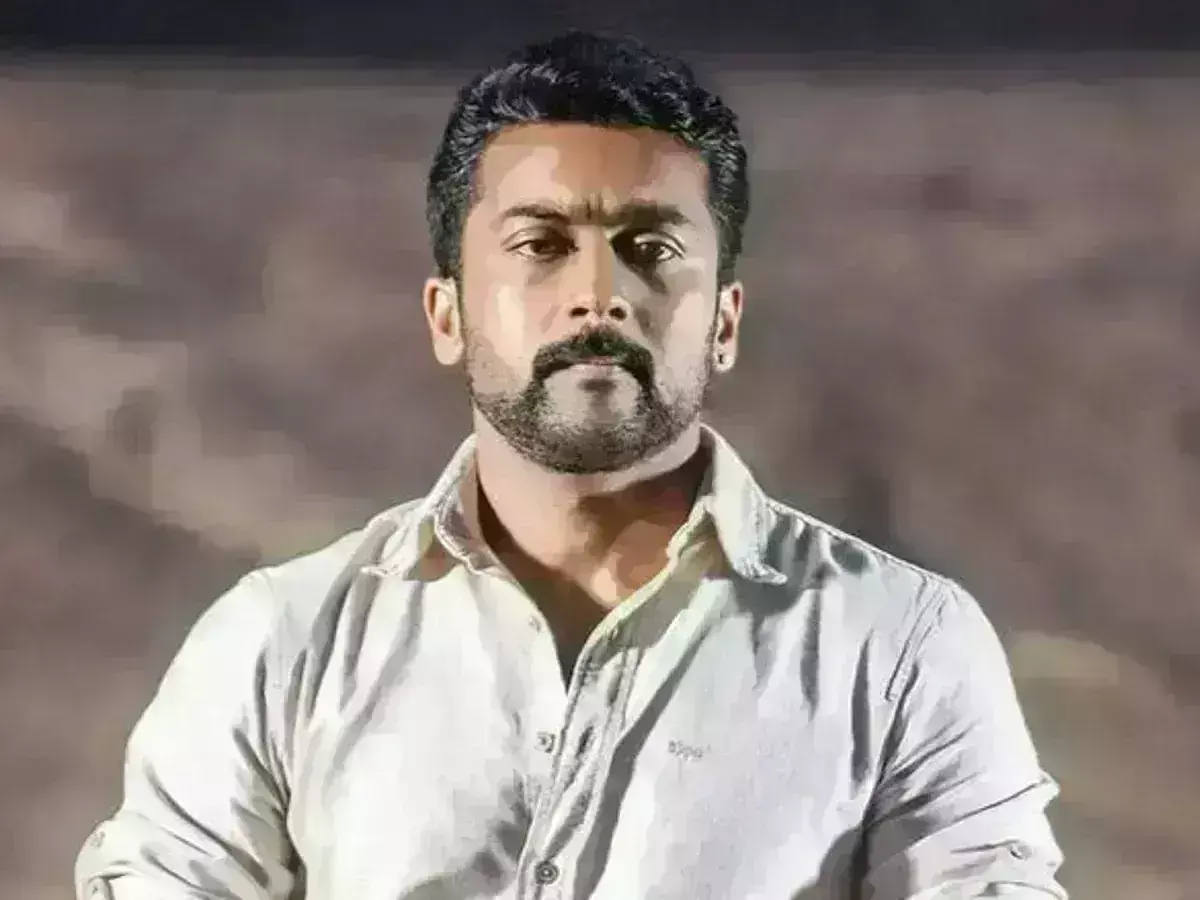 మృతిచెందిన అభిమానుల కుటుంబానికి అండగా నిలిచిన సూర్య మృతిచెందిన అభిమానుల కుటుంబానికి అండగా నిలిచిన సూర్య