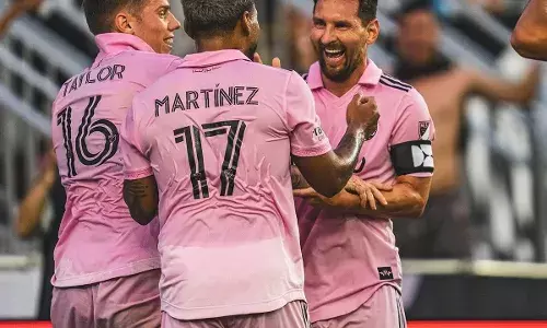 Messi-Inter Miami: అదరగొడుతున్న మెస్సీ, 2 మ్యాచుల్లో 3 గోల్స్ Messi-Inter Miami: అదరగొడుతున్న మెస్సీ, 2 మ్యాచుల్లో 3 గోల్స్