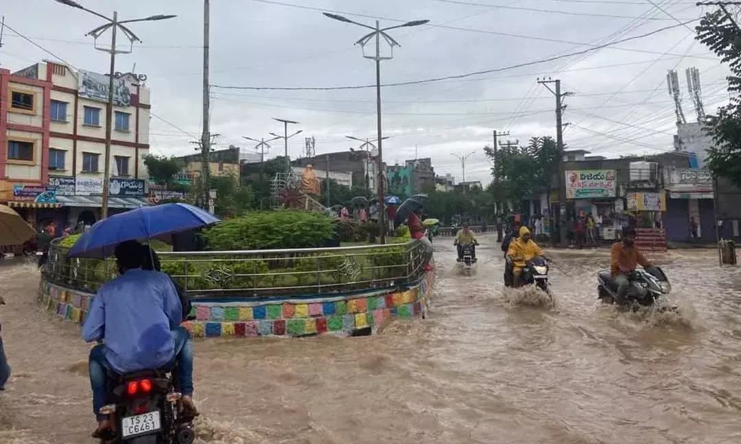 రాజన్న జిల్లాలో పరవళ్లు తొక్కుతున్న ఎగువ మానేరు రాజన్న జిల్లాలో పరవళ్లు తొక్కుతున్న ఎగువ మానేరు