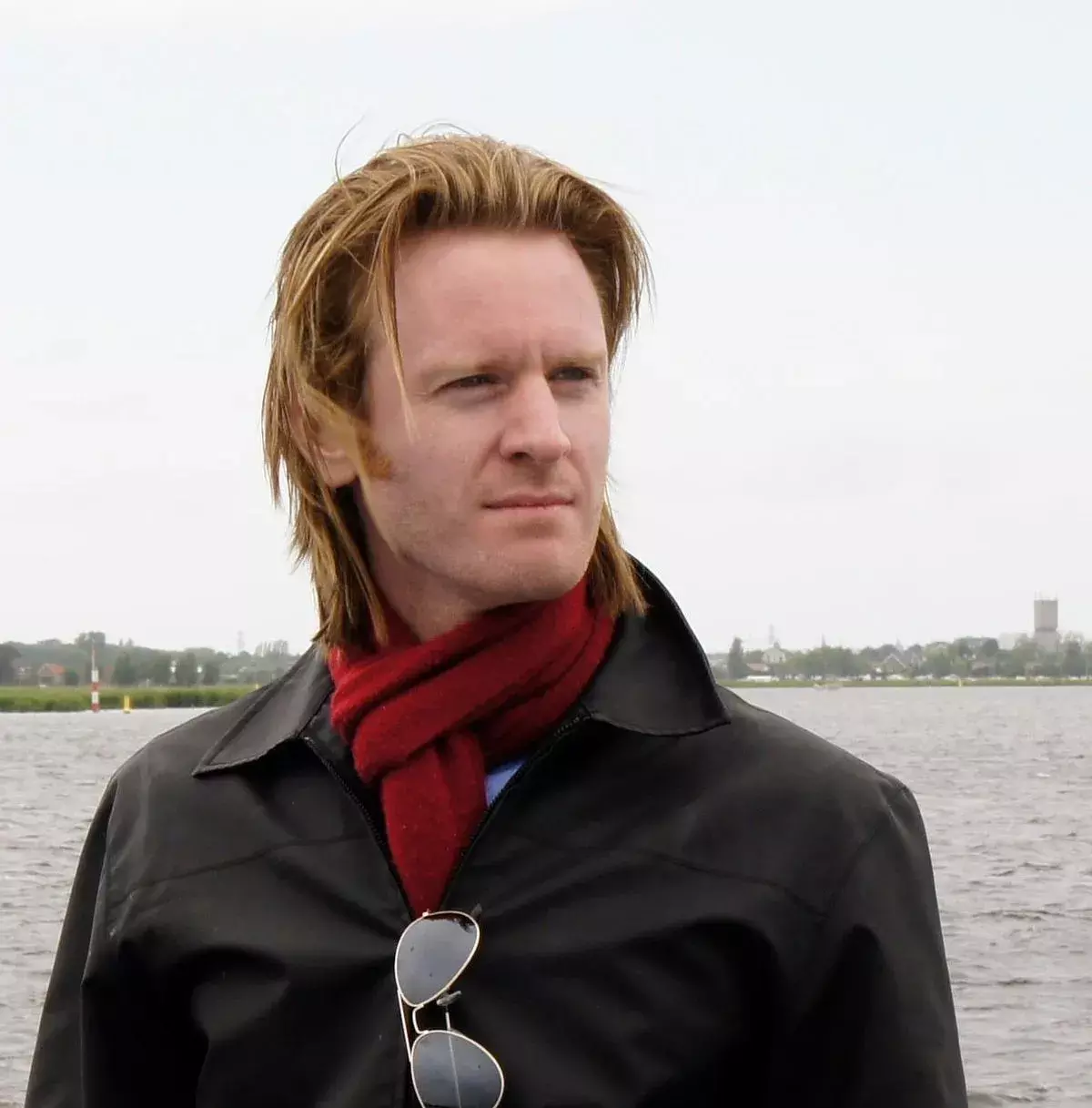 Bollywood: అణకువగా ఎలా ఉండాలో అతనే నేర్పించారు : అలెక్స్ ఓనెల్